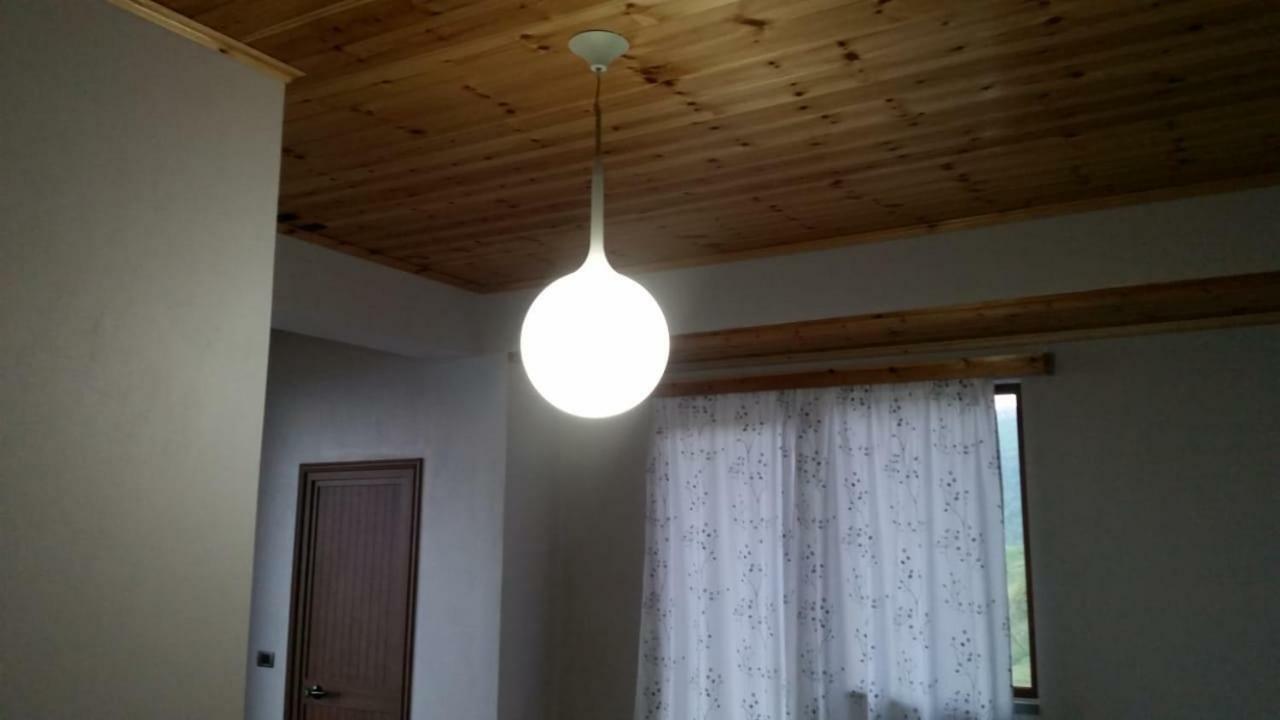 Bujtina E Tomorrit Ujanik Exterior foto