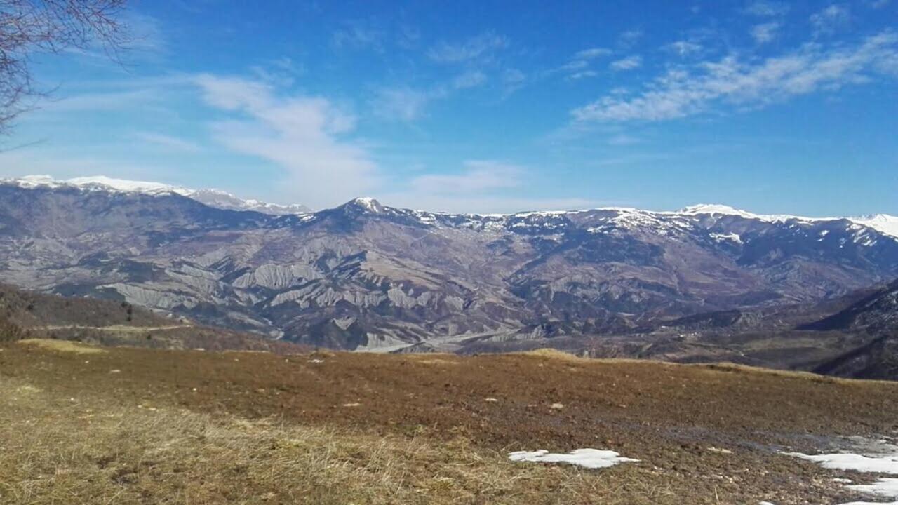 Bujtina E Tomorrit Ujanik Exterior foto